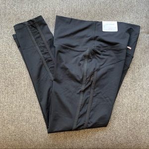 NWT Aerie Mesh Panel 7/8 Leggings size M